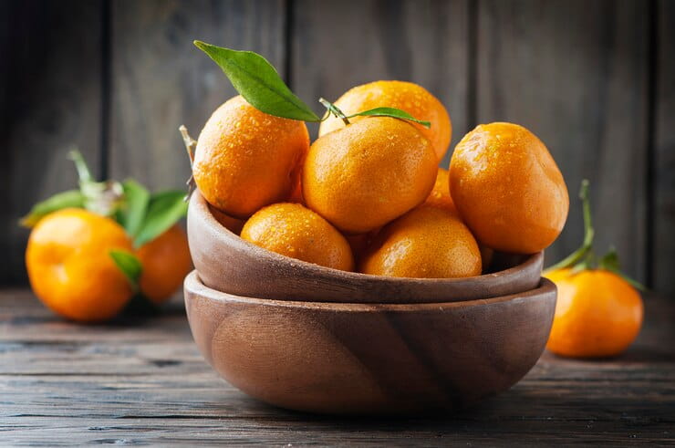 sweet-fresh-mandarin-wooden-table_221774-7744 (1)